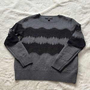 Banana Republic XS Petite Lace Knit Top | Soft Stretch Minimalist Layer Romantic